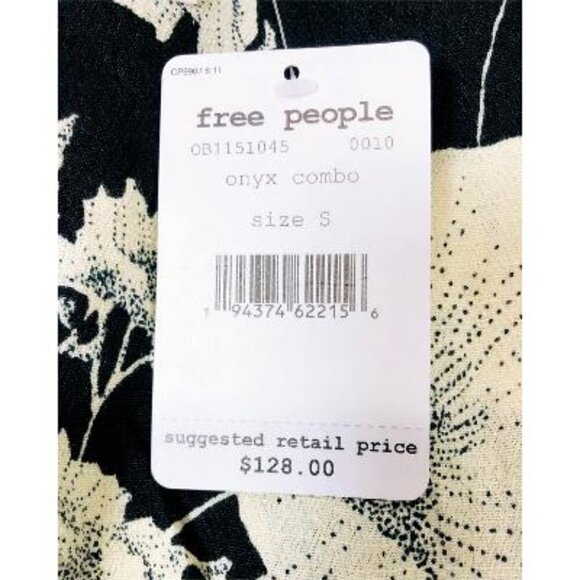 Free People Black Floral Boho Short Flutter Sleeve Wrap Mini Dress Sz S New - Picture 11 of 13